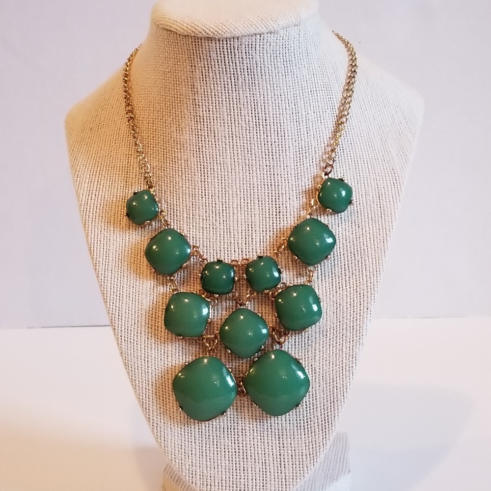 Gold Tone Jade Green Beaded Necklace Bib Statement